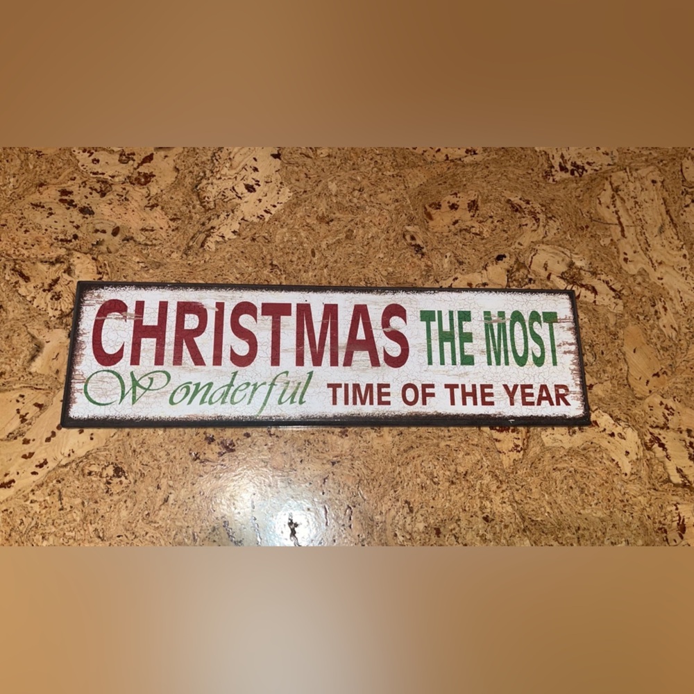 ❤️💚 EUC Christmas Wall Sign 💚❤️
